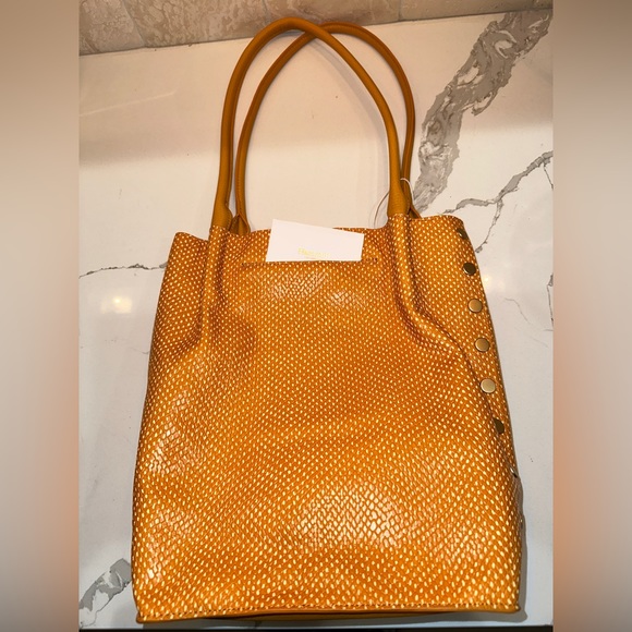 NWT Hammitt Oliver | Apricot Tan Snake/Brushed Gold | Med - Picture 4 of 5